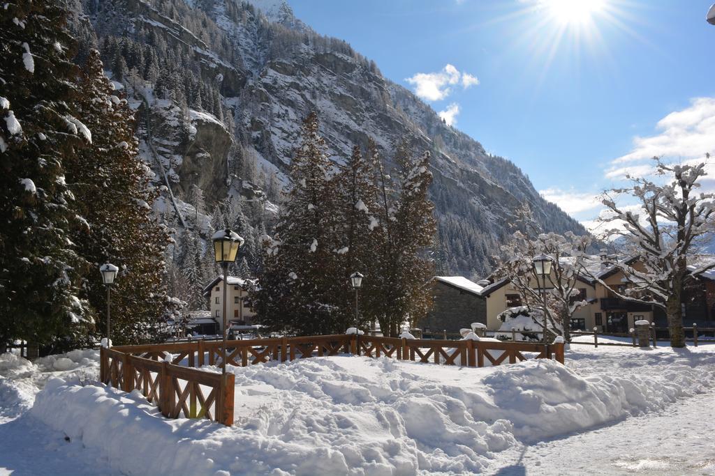 Hotel Villa Tedaldi غريسوني سان جان المظهر الخارجي الصورة