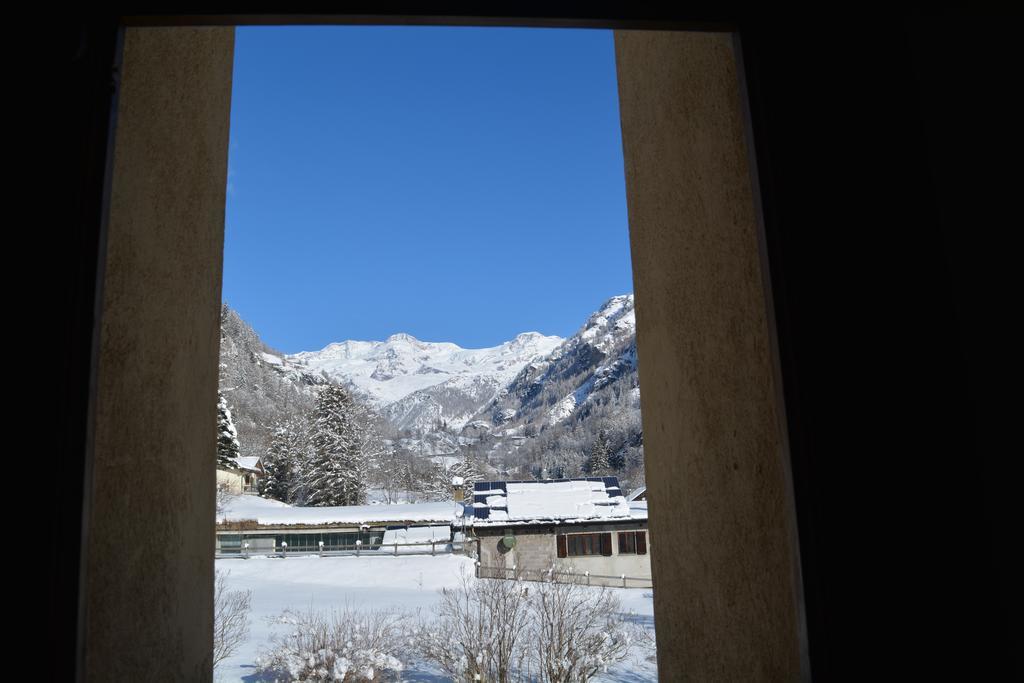 Hotel Villa Tedaldi غريسوني سان جان المظهر الخارجي الصورة