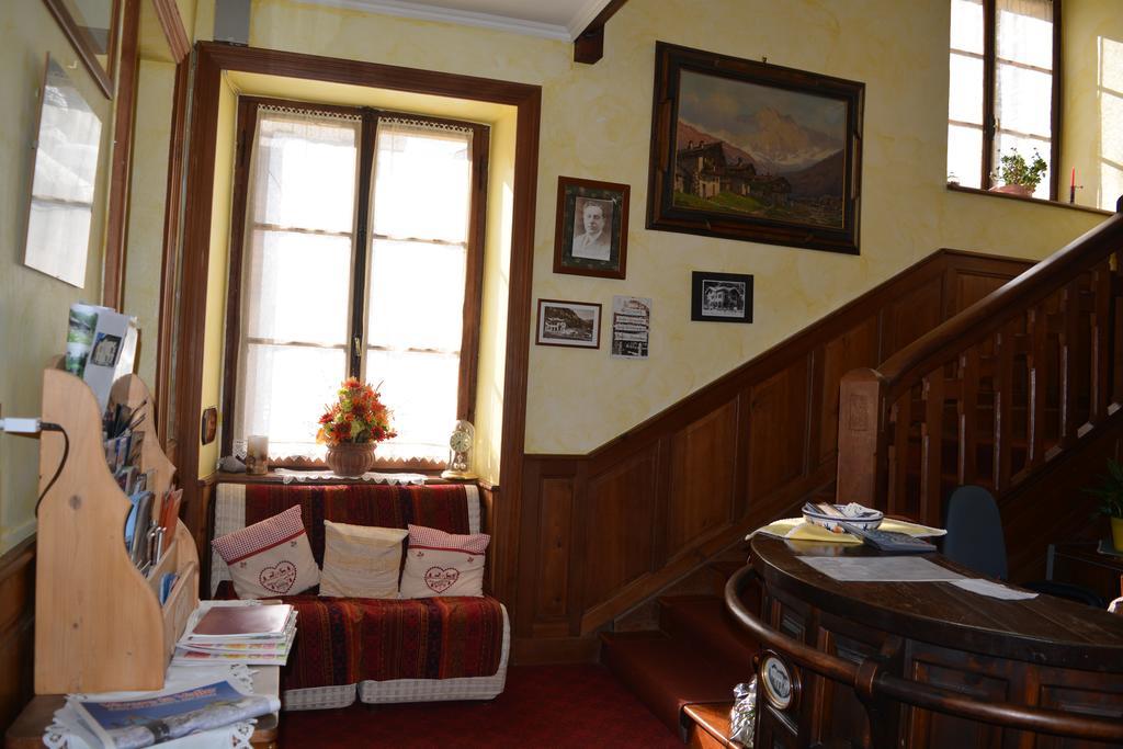 Hotel Villa Tedaldi غريسوني سان جان المظهر الخارجي الصورة