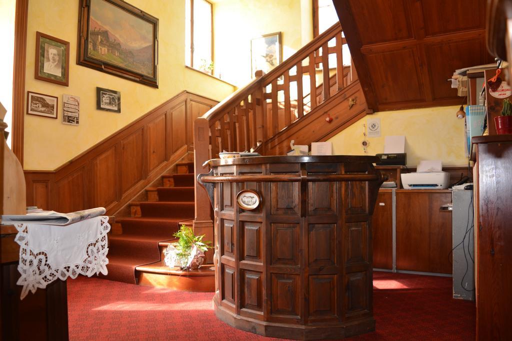 Hotel Villa Tedaldi غريسوني سان جان المظهر الخارجي الصورة